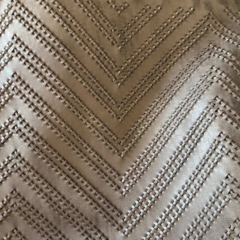 BLACK RIVET Chevron Patterned Women's Bag